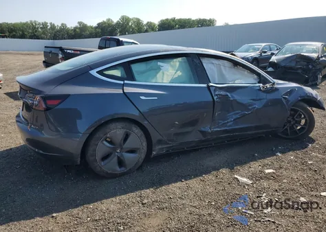 2019 Tesla Model 3 from USA, damaged, VIN 5YJ3E1EB3KF453161